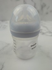 Philips AVENT Natural Baby Bottle, Clear, 4 Oz With Natural Response Nipple