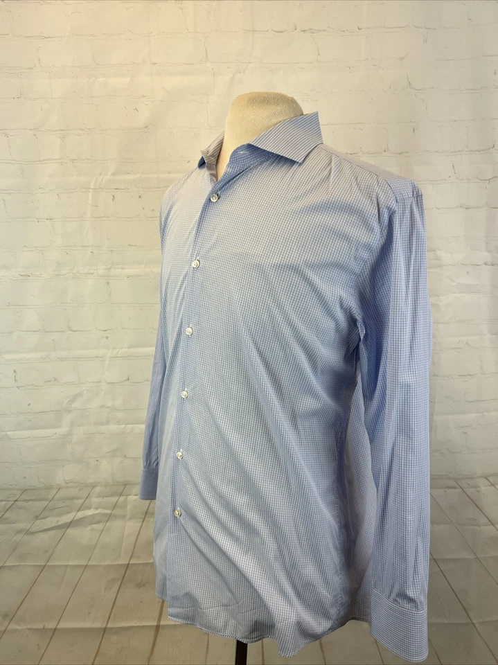 Camisa de vestir Hugo Boss para hombre azul claro a cuadros mezcla de algodón 17-43 $125 Foto 3 de 4