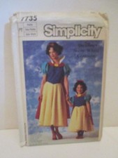 VINTAGE DISNEY SIMPLICITY COSTUME PATTERN PRINCESS SNOW WHITE  7735 SIZE PETITE