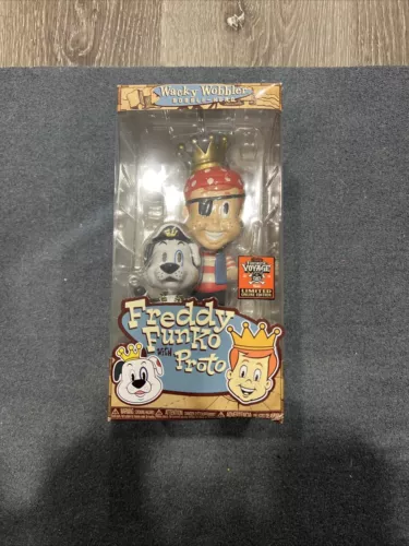 Funko Wacky Wobbler: Freddy Funko - Freddy Funko with Proto