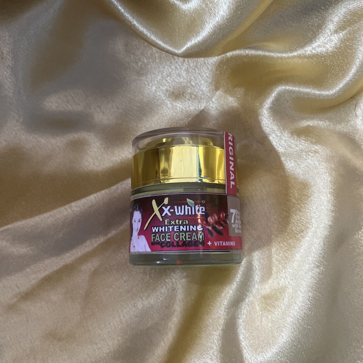 Xx-white extra whitening face cream with collagen and Vitamins