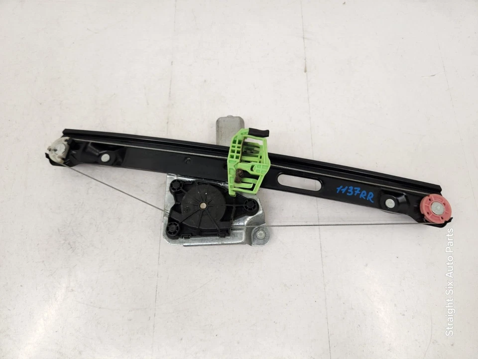 ✅06-11 Conjunto regulador ventana puerta trasera pasajero sedán OEM BMW E90 E91 Foto 2 de 4