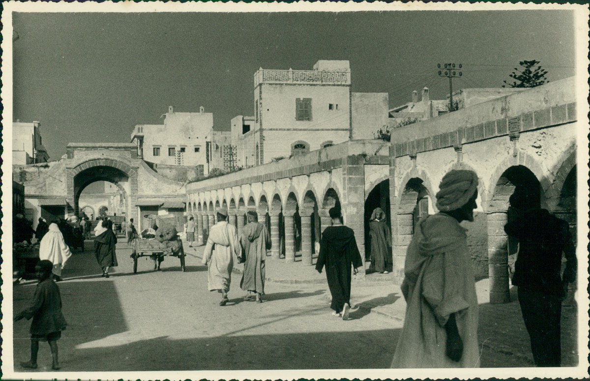 Maroc, Marrakech, Mosquée d'El-Mansour, 1953 Vintage silver print. Morocco