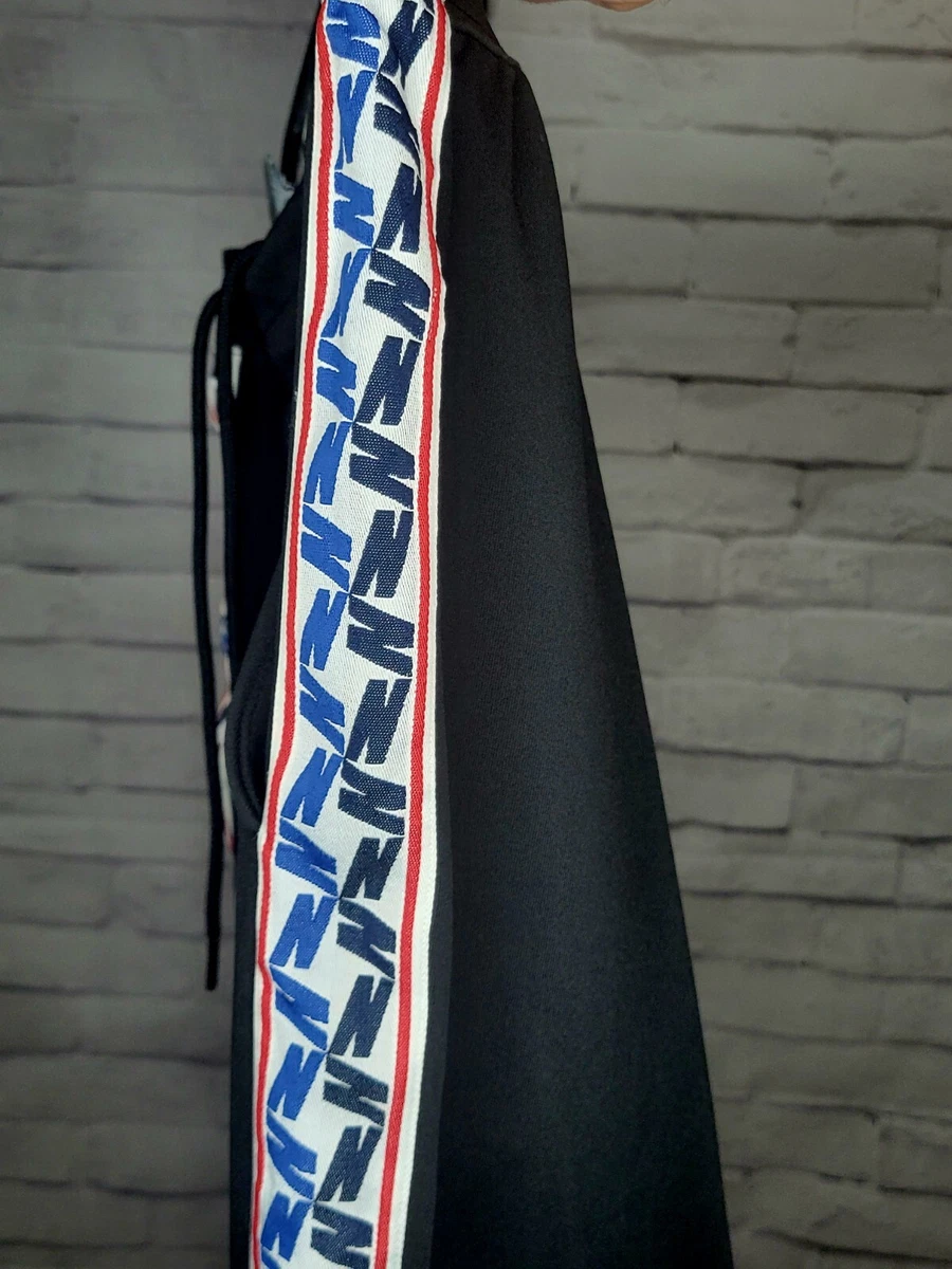 Nike joggers with sales taped side stripe