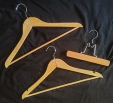 Pre-Owned Wood Clothes 8 Pant/Skirt 4 Hangers Lot Of 12 - FREE...