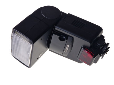 CANON Speedlite 540EZ Blitz Blitzgerät DEFEKT an Bastler