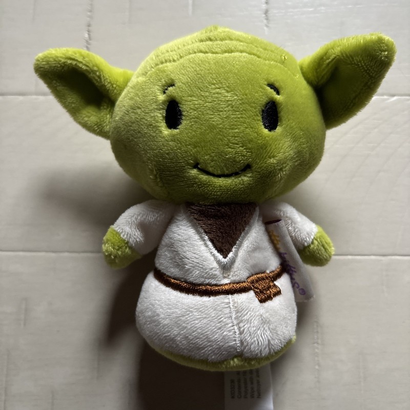 Star Wars 4" Hallmark Itty Bitty Baby Yoda Star Wars Plush