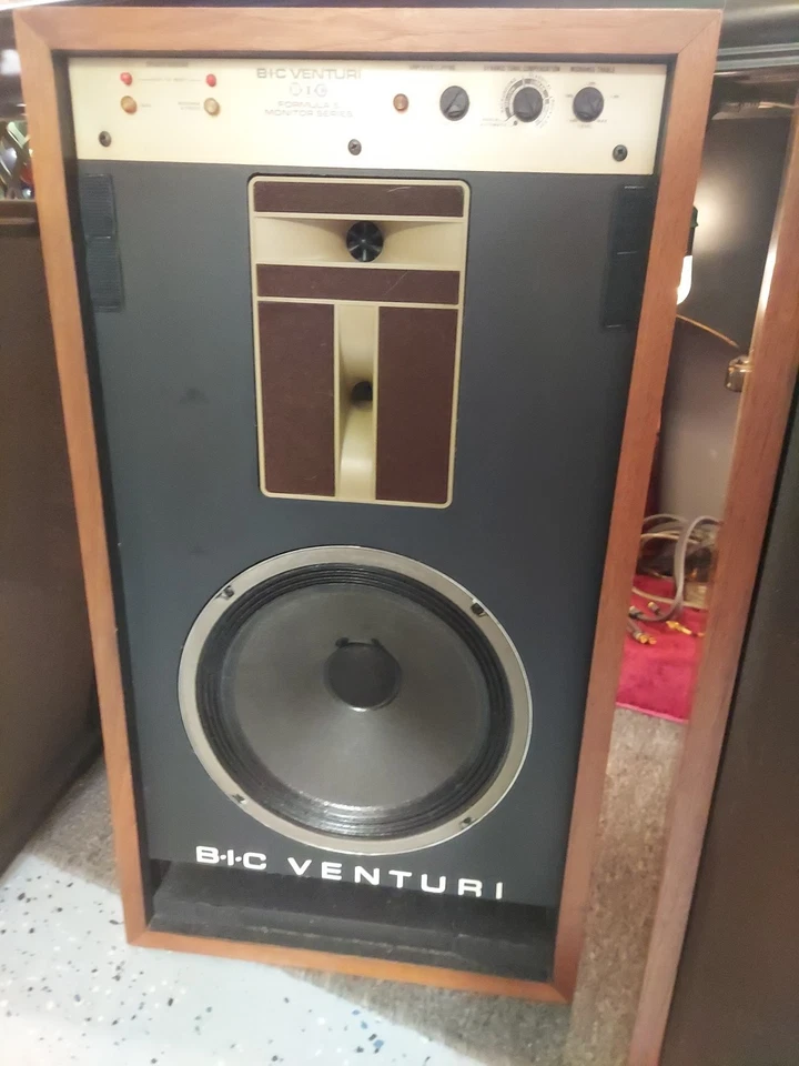 Juego De Colección De Altavoces De Piso Sistema De Monitor BIC Venturi Formula 5 Foto 2 de 4