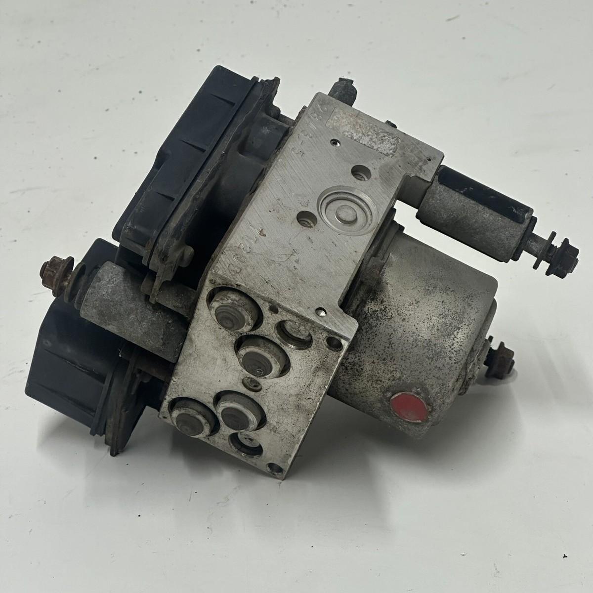 VISTEON HYDRAULIC ABS MODULE TK ISZ8 12 ISUZU NPR 2008-2013