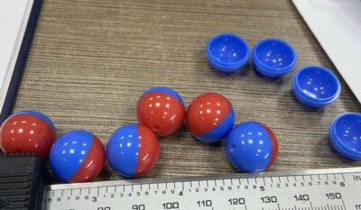.68 Cal Empty Plastic Paintball Shell (100 pcs), halves press together Red/Blue