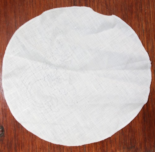 Preloved Vintage Stamped Doily for embroidery or painting, Unworked Floral - Picture 2 of 9