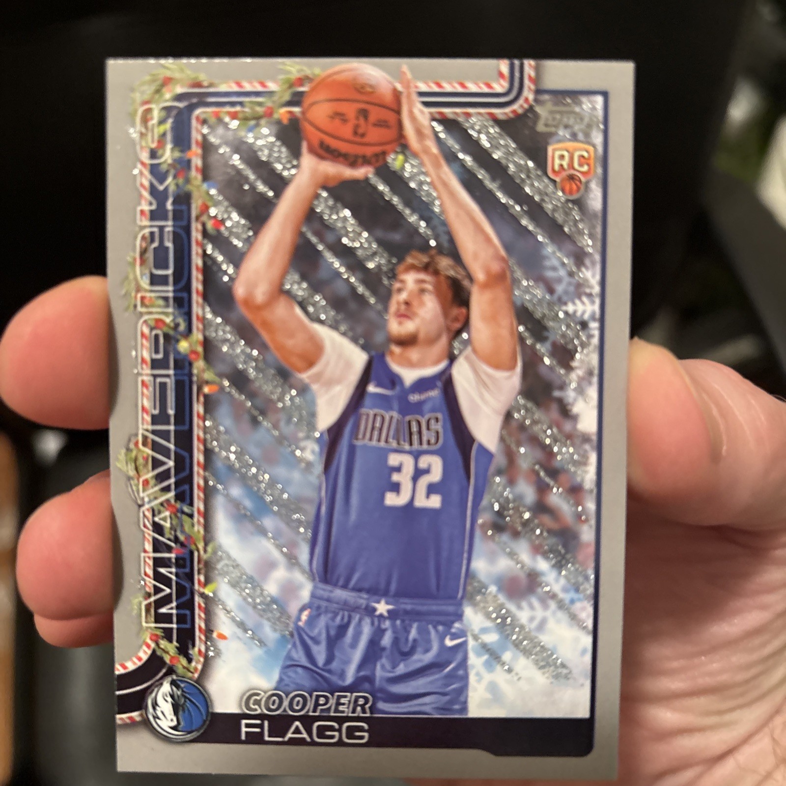 2025-26 Topps Holiday - Cooper Flagg #H161 Holiday Silver Glitter (RC)