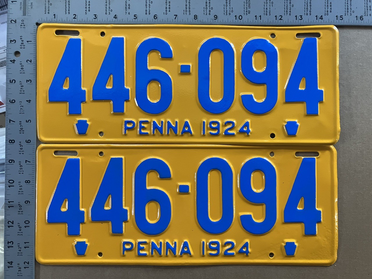 1924 Pennsylvania license plate pair 446 094 YOM DMV brilliant BLUE 15267