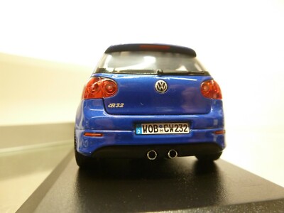MINICHAMPS VW VOLKSWAGEN GOLF R32 - BLUE 1:43 rare - VERY GOOD IN