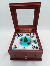 MR CHRISTMAS MUSIC BOX LIGHTUP ANIMATED SLEIGH RIDE RING DRAWER DECK THE HALLS