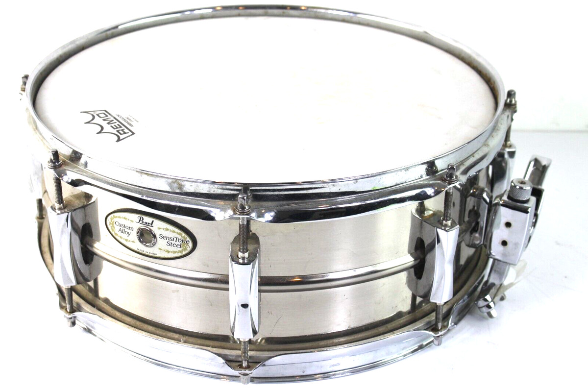 Pearl Sensitone 5.5x13 Snare Drum Chrome Over Steel – Drugan's Drums &  Guitars