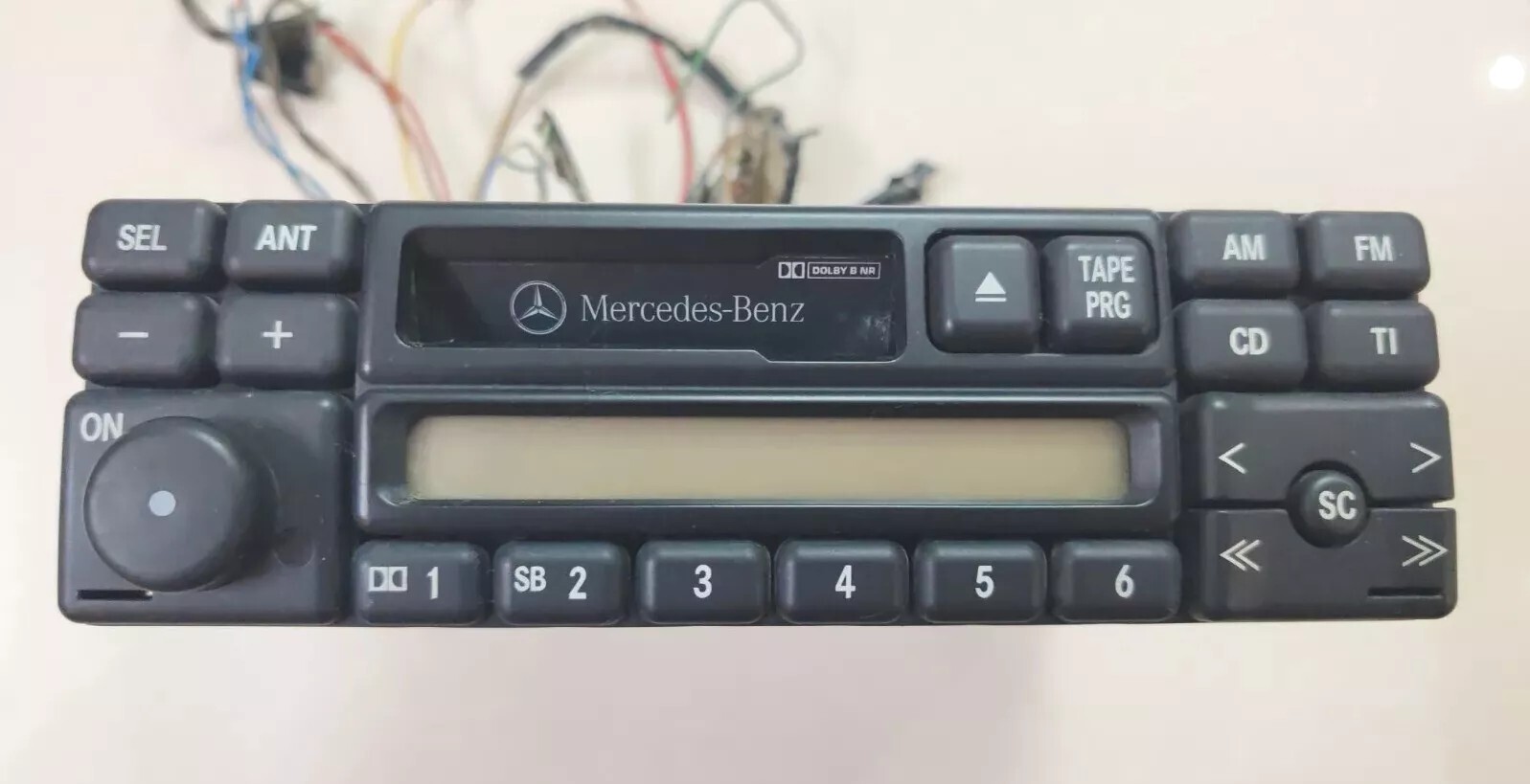 Original Radio Mercedes-Benz BE1350 W124 W140 R129 A0038203786  