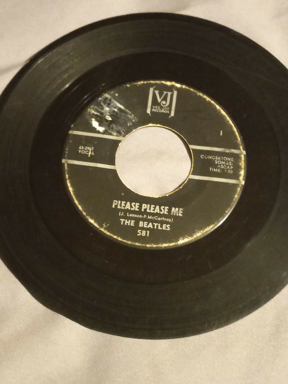 Beatles Vee Jay 45-From Me to You-Please Please Me-581