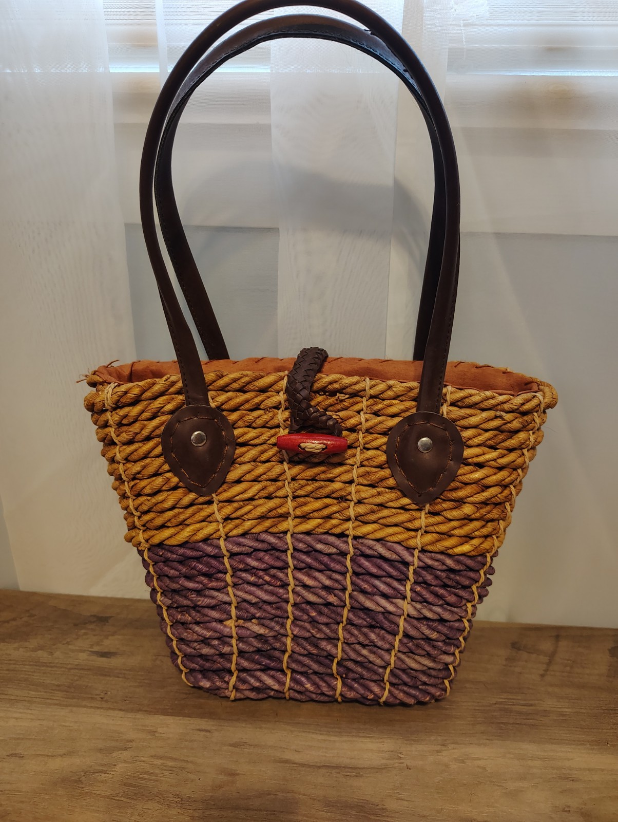 Two-Tone Woven Straw Tote Bag in Tan & Purple 7x8x3 Vintage Style