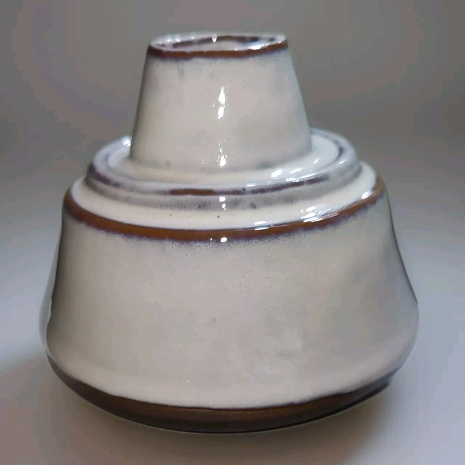 Florero de cerámica HK Living esmalte blanco bordes marrones estante pequeño Foto 4 de 4