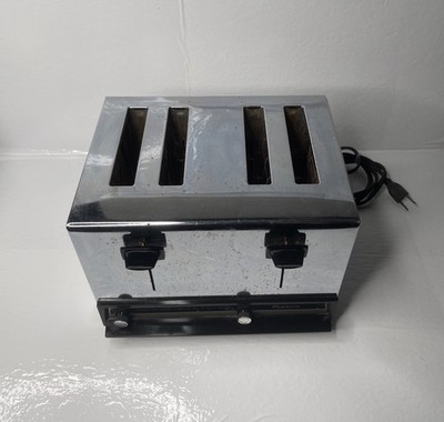 Vintage Fostoria 4 Slice Bread Toaster Chrome Model 341350 McGraw-Edison WORKS