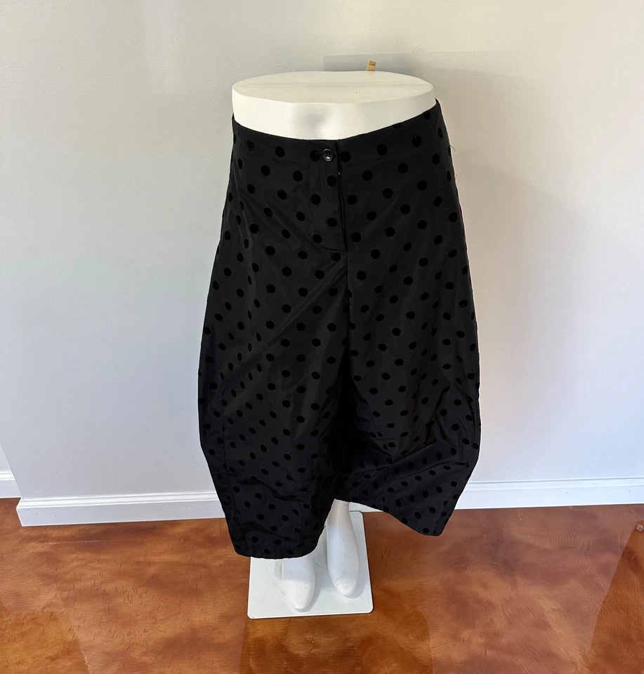 Pantalón Sun Kim Talla L Barril Negro Nylon Lunares Lagenlook Art-to-Wear Hecho en EE. UU. Foto 2 de 4