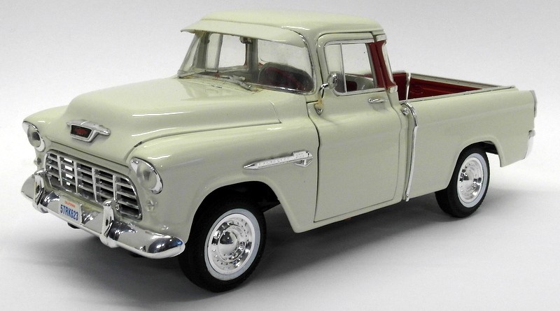 アーテル/'55 Chevyシボレー Cameoカメオ 1/18 絶版 アーテル/´55 Chevyシボレー Cameoカメオ 1/18 絶版