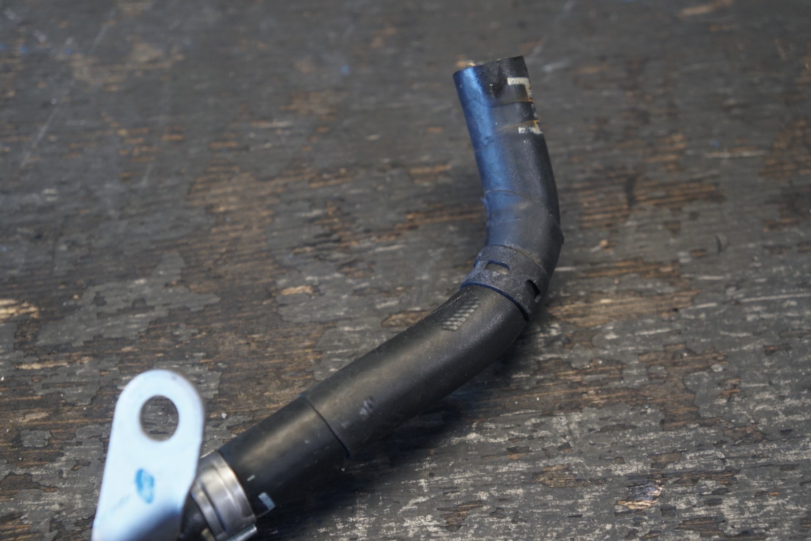 Audi R8 2017-2023 Upper Coolant vent pipe P/N 07L121455J