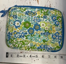 Vera Bradley Quilted Floral Blue and Green Makeup Bag. Excellent Condition