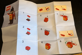 2016 LEGO 5004420 Seasonal Toy Soldier Ornament with Instructions and Pouch