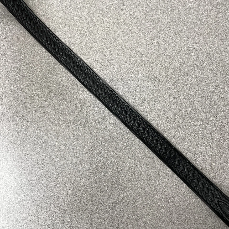 Cinturón de cuero Cabelas Ranger para hombre 36 negro tejido de canasta hebilla plateada 1,25" vaquero Foto 4 de 4