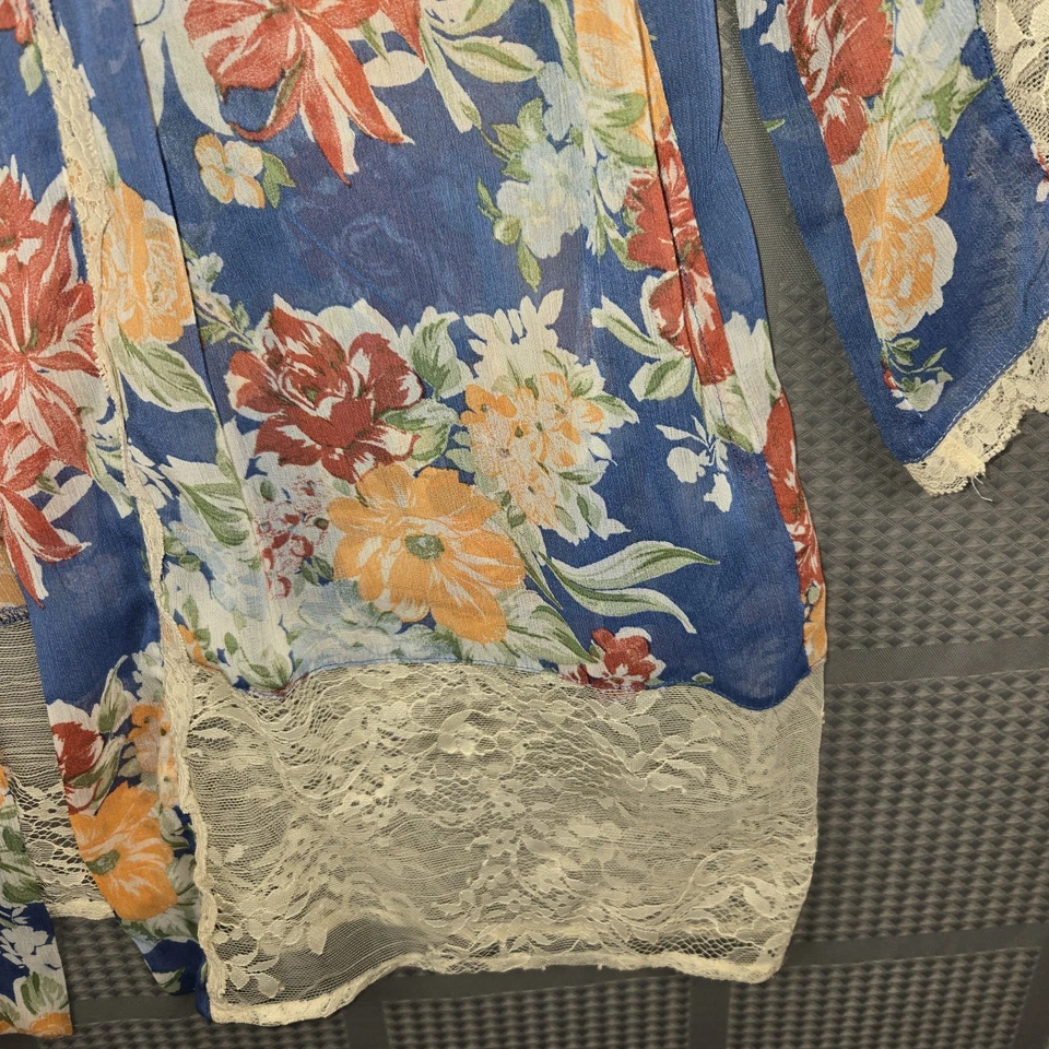 Top kimono bata de encaje azul transparente floral frente abierto Laurie con bolsillos talla S Foto 3 de 4