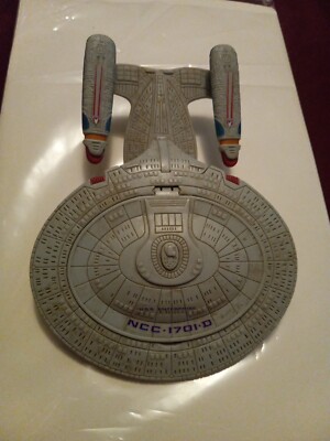 Seventeen 7☆未使用 star trek picard U.S.S. TOUSSAINT NCC-87111