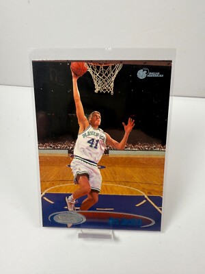 1998-99 Topps Stadium Club - Dirk Nowitzki #202 (RC)