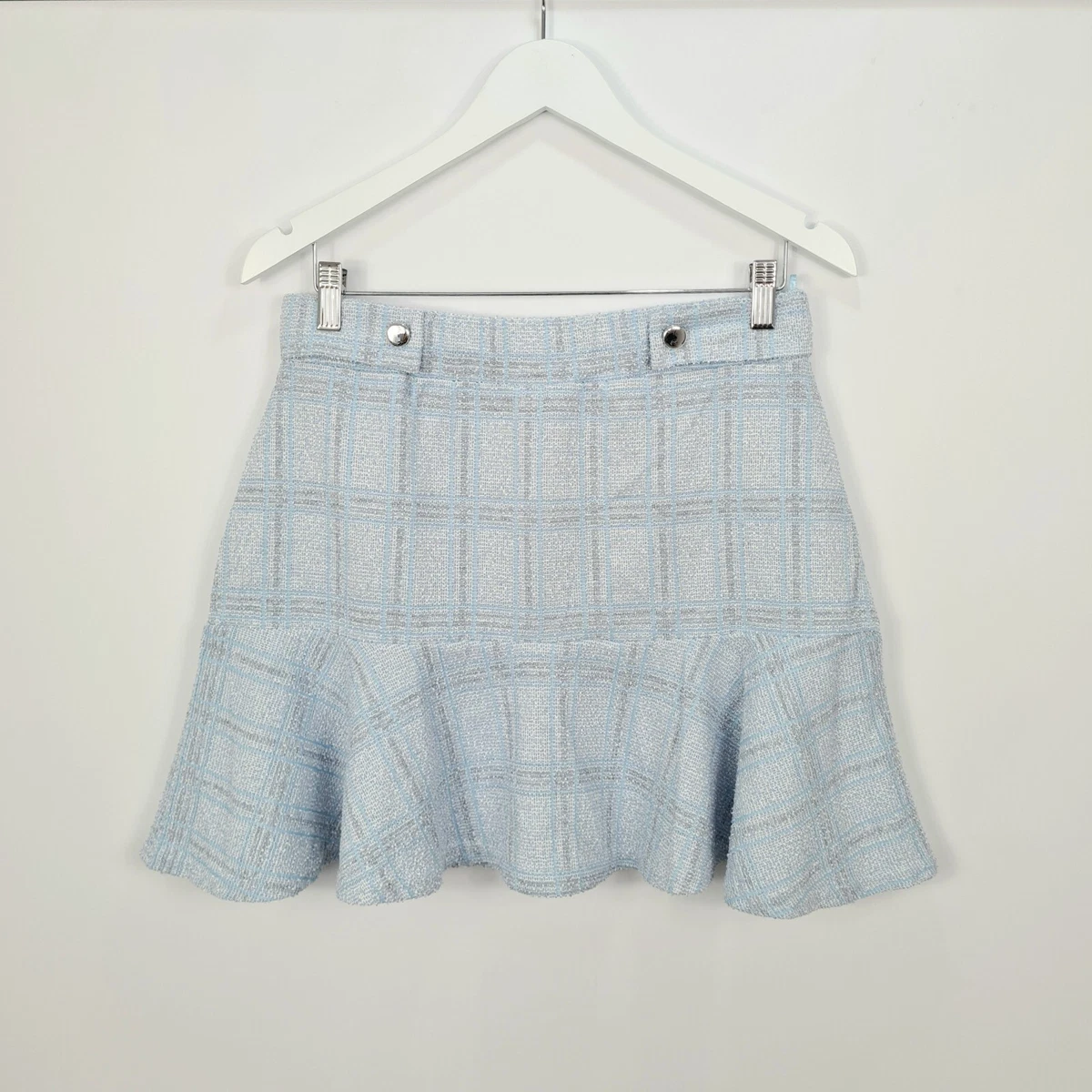 Green mini skirt quiz top