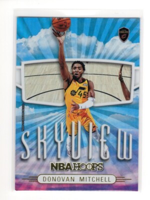 2022-23 Hoops #12 Donovan Mitchell Skyview