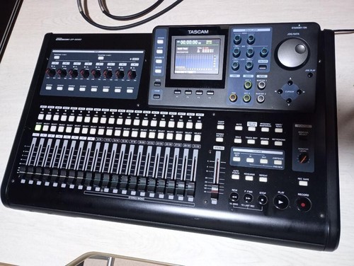 Used TASCAM DP-32SD multi-track recorder from Japan M - Picture 10 of 10