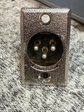 Switchcraft D3M 3-Pin Male XLR Panel Mount Plug NEW (S2)