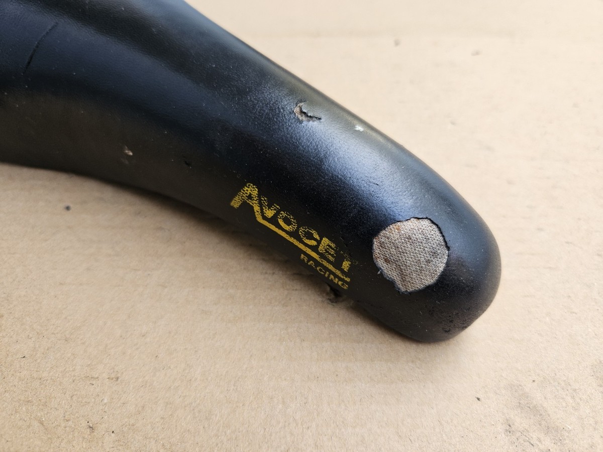 AVOCET RACING ブラックサドル AVOCET RACING ブラックサドル AVOCET RACINGサドル