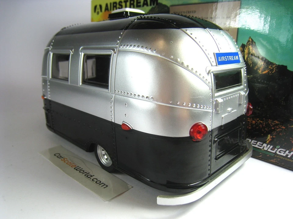 CARAVAN AIRSTREAM 16´ BAMBI 1/24 GREENLIGHT (AGED SILVER/BLACK) - Imagen 3 de 4