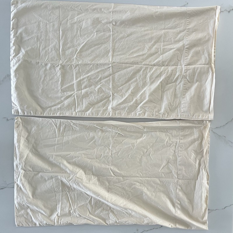 RESTORATION HARDWARE MADE IN ITALY CRÈME BEIGE PILLOWCASES 2 100% COTTON