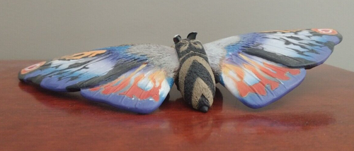 10" Bandai Creation Rainbow Mothra (2002) Figure - Picture 3 of 10