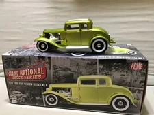 FORD 1932 GRAND NATIONAL DEUCE SERIES #1 LIME 5 WINDOW  FENDERED 1/18 ACME 5006