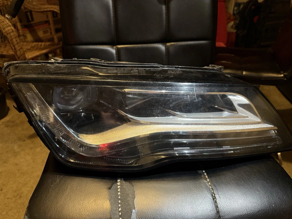 Faros Audi RS7  Foto 2 de 4