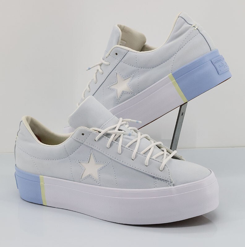 靴 CONVERSE ONE STAR OX White/Light Blue Converse - One Star OX Suede Sneakers - Men - Light blue