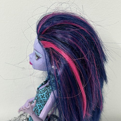 Muñeca Monster High Jane Boolittle Púrpura Telaraña Conjunto Zapatos Tacones Completo - Imagen 4 de 10
