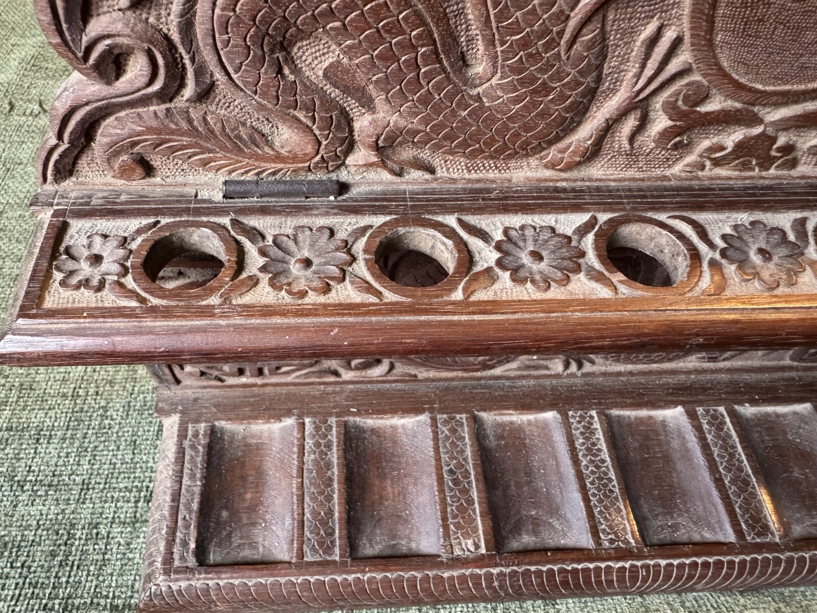 Picture 3 of 9