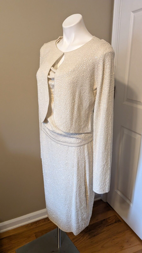 Bloomingdale's Women's Silk Blend 3 Piece Knit Suit Embellished w/Sequins Sz MSM - Picture 3 of 23