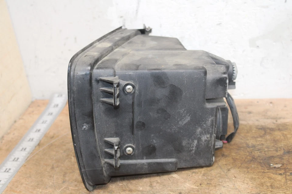 01-03 Qx4 / 04-10 Qx56 - Lámpara de luz giratoria de estacionamiento antiniebla lateral del pasajero OEM Foto 3 de 4