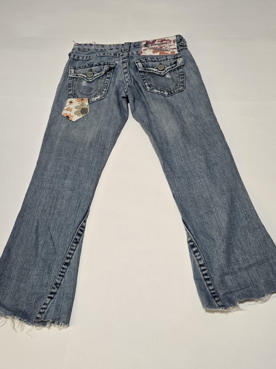 TRUE RELIGION ウッドストック 花柄 パッチ フレアデニム パンツ TRUE RELIGION ウッドストック 花柄 パッチ フレアデニム パンツ
